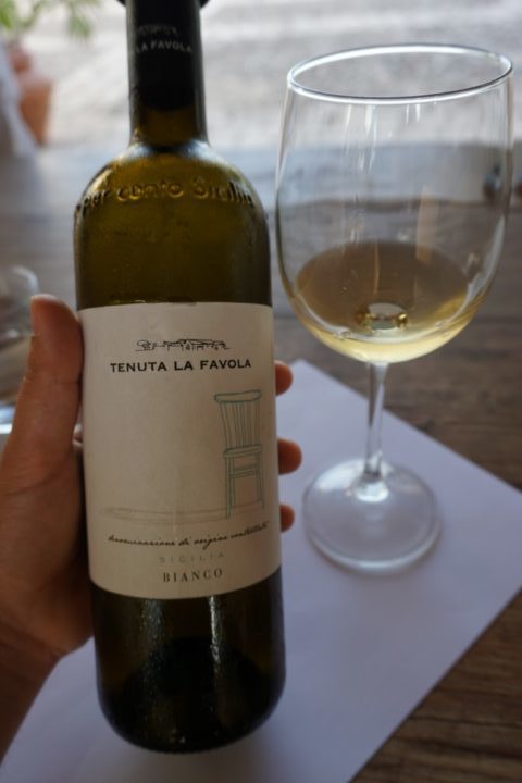 vino bianco Sicilia DOC Tenuta La Favola